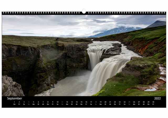 Jahreskalender Island | September 2022 |  Kirkjufoss